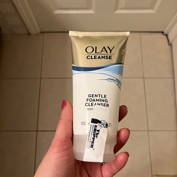 OLAY Other - Olay Cleanse Gentle Foaming Cleanser